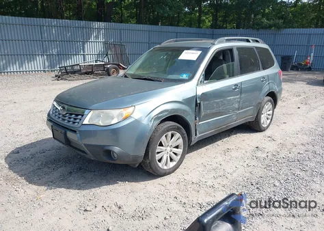 2011 Subaru Forester 2.5X Limited из США, поврежденный, VIN JF2SHAEC1BH758946
